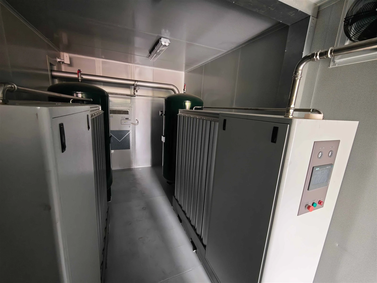 Oxygen Generators with CFP